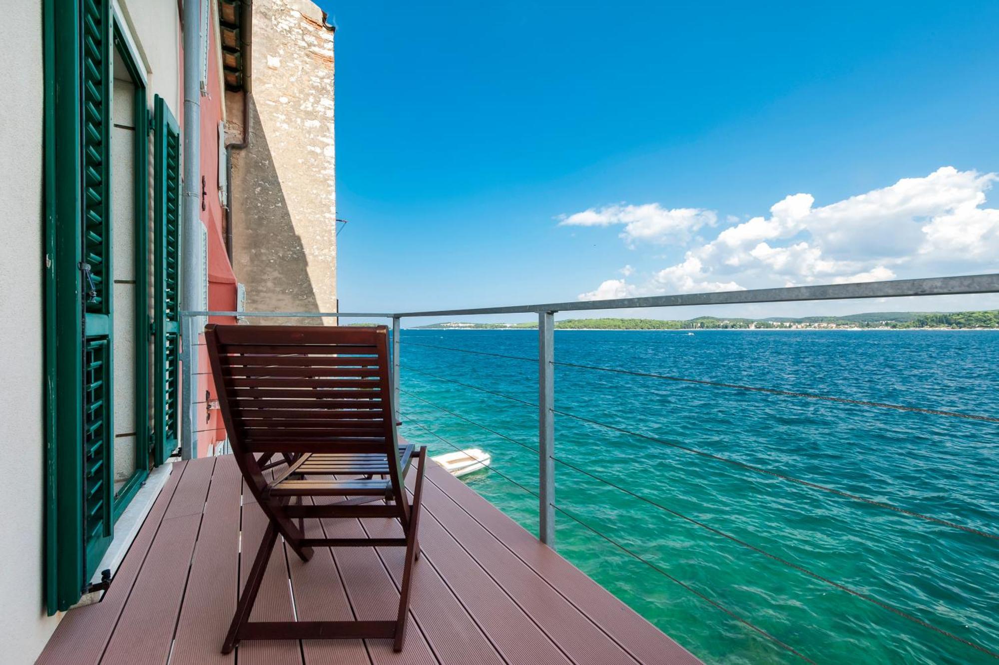 Seaside House Andrea - 3br With Balcony & Sea View