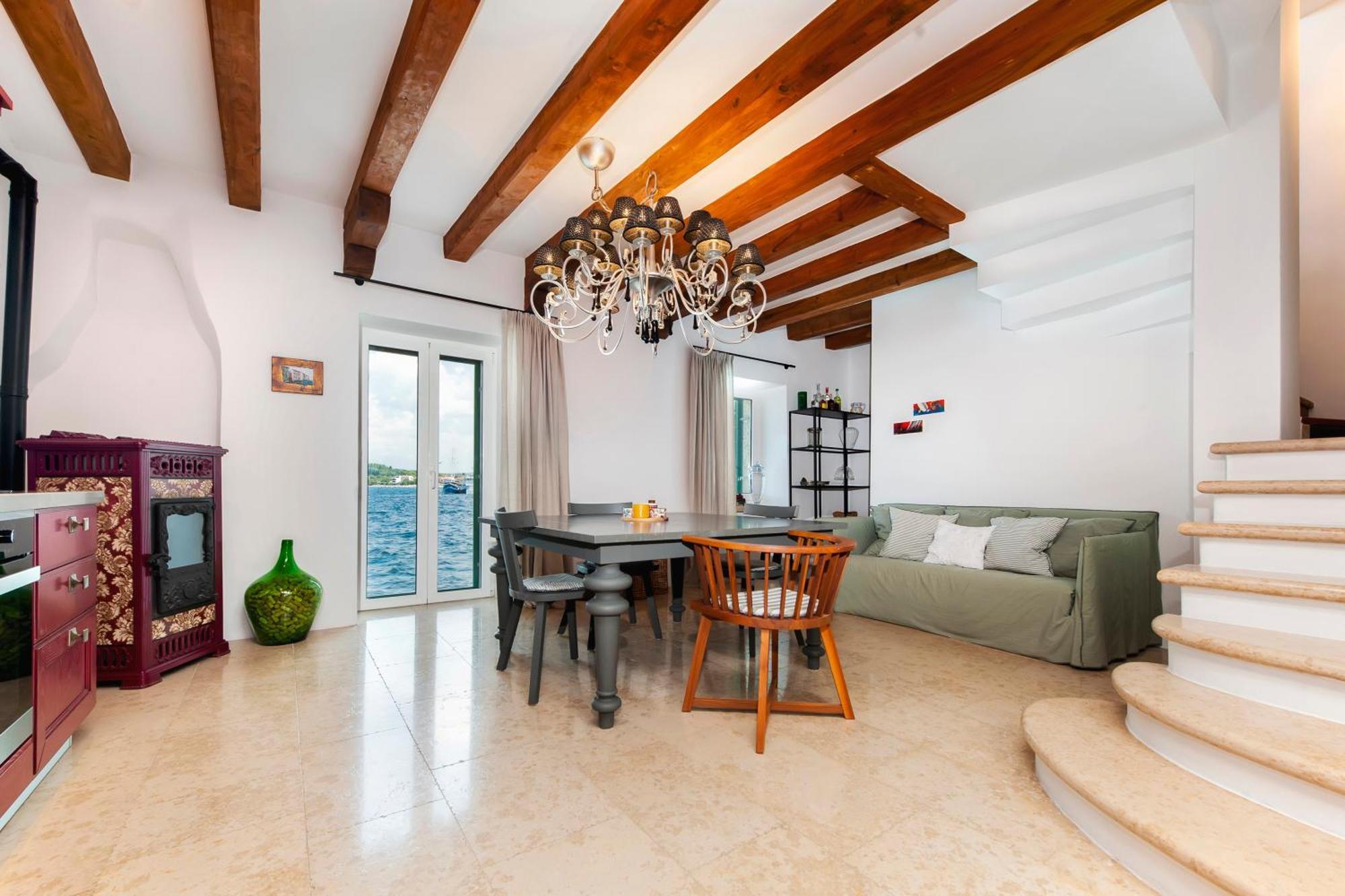 Seaside House Andrea - 3br With Balcony & Sea View Rovinj